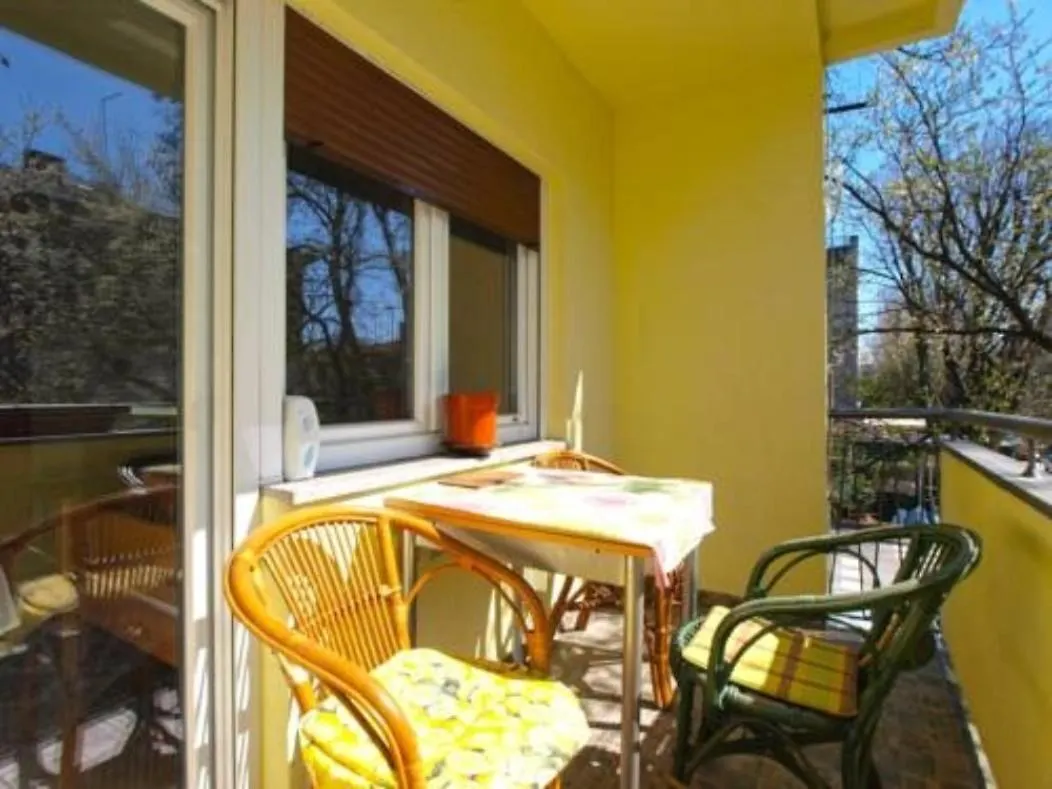 Apartment Almira Pula 0*,  Croatia